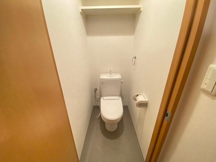 トゥモ－ル山科の物件内観写真