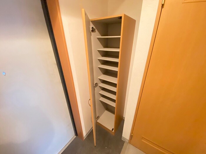 トゥモ－ル山科の物件内観写真