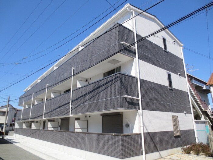 ラルーチェ千里丘の物件外観写真