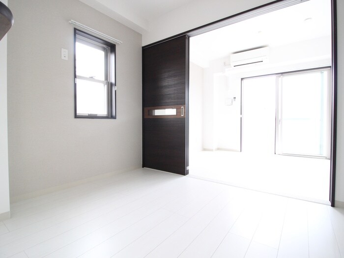 ラルーチェ千里丘の物件内観写真