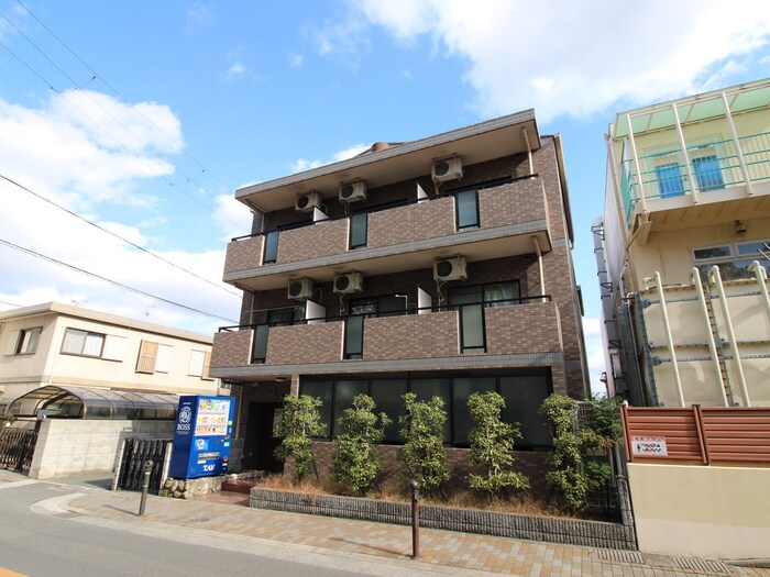 プリメ－ル松原の物件外観写真