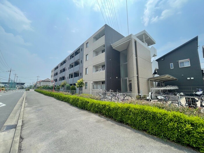 アルヴィータの物件外観写真