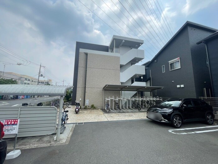 アルヴィータの物件外観写真