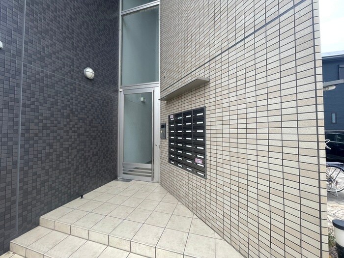 アルヴィータの物件外観写真