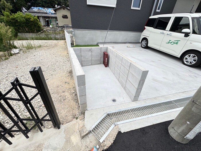 Ａｍｏｕｒ　ｆｌｅｕｒｉｒ若竹の物件外観写真