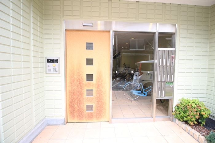 アダ－ジェ小路の物件外観写真