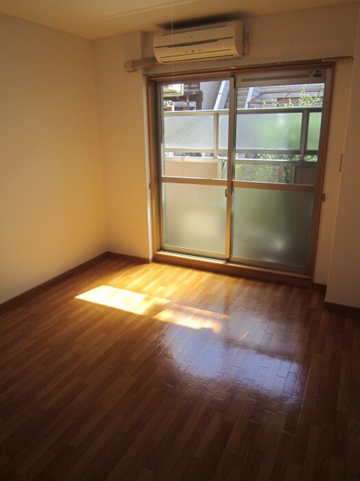 アダ－ジェ小路の物件内観写真