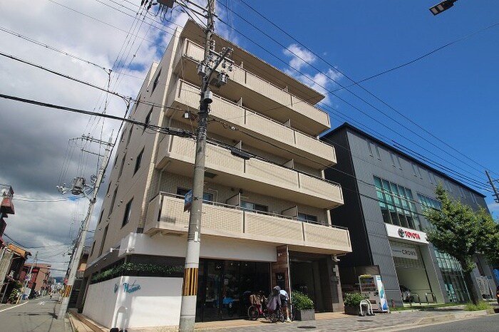 アリュール御池の物件外観写真