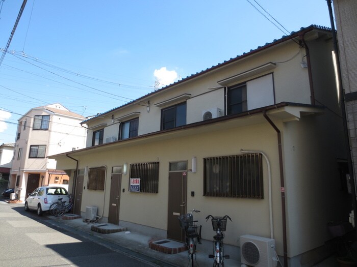 明野町貸家の物件外観写真