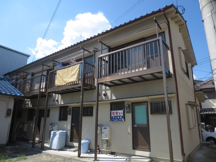 明野町貸家の物件外観写真