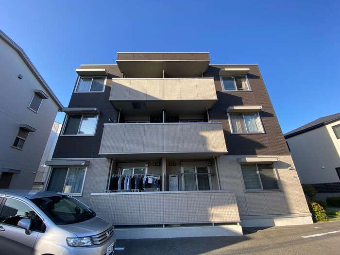 カーサ　ピエトラ　リザイアの物件外観写真