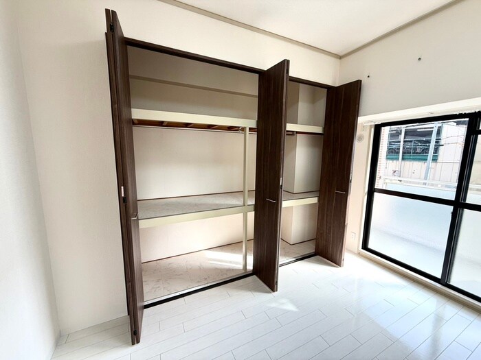 ロベリア弐番館の物件内観写真