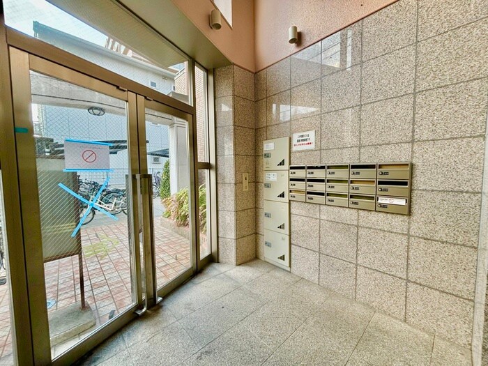 グレイスコ－トの物件外観写真