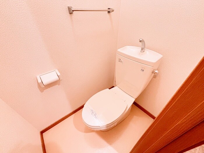 ハイツ西村の物件内観写真