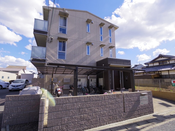 ルーチェモンテの物件外観写真