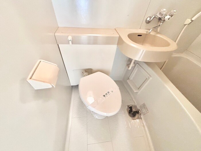 田井町マンションの物件内観写真