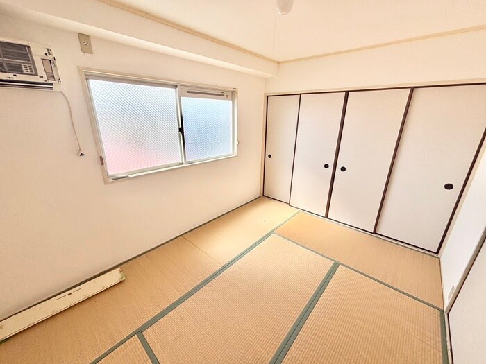 田井町マンションの物件内観写真