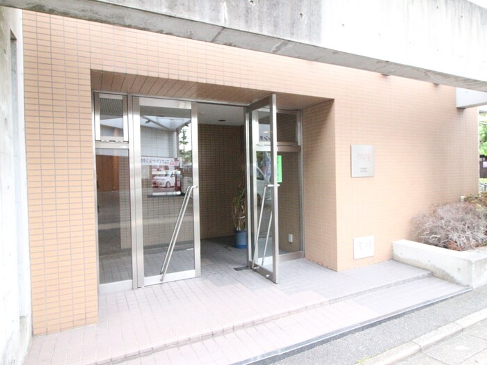 ＣＯＺＹスチューデントジュラクの物件外観写真