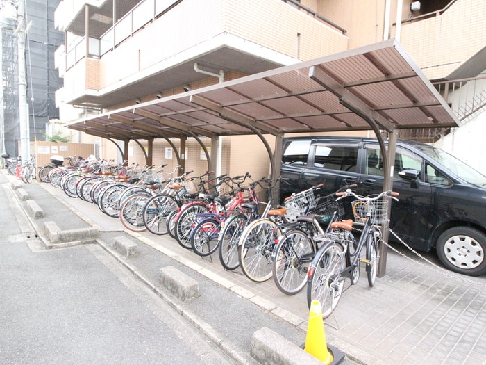 ＣＯＺＹスチューデントジュラクの物件外観写真