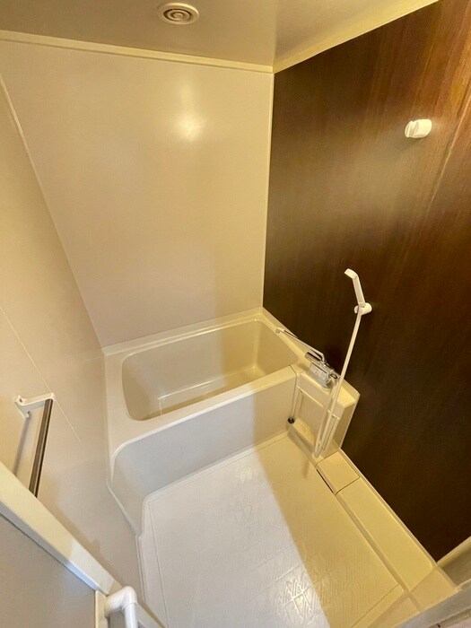 プリオール烏丸三条の物件内観写真