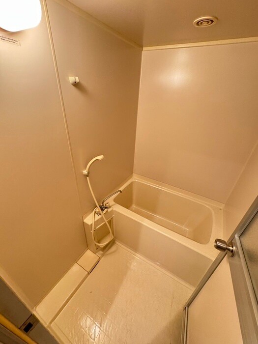 プリオール烏丸三条の物件内観写真