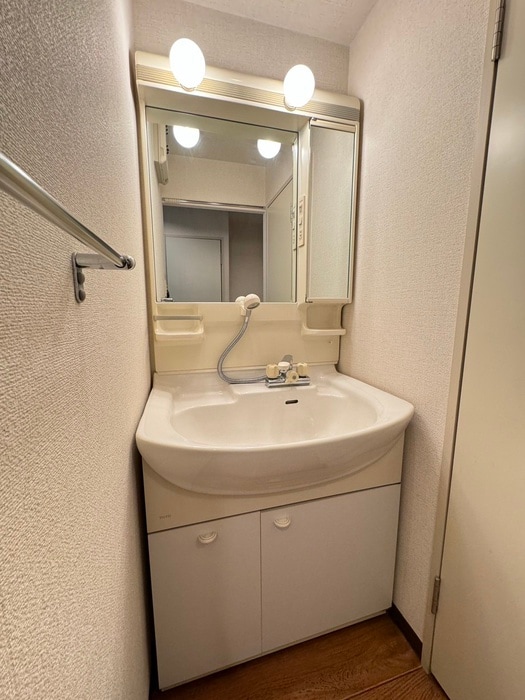 プリオール烏丸三条の物件内観写真