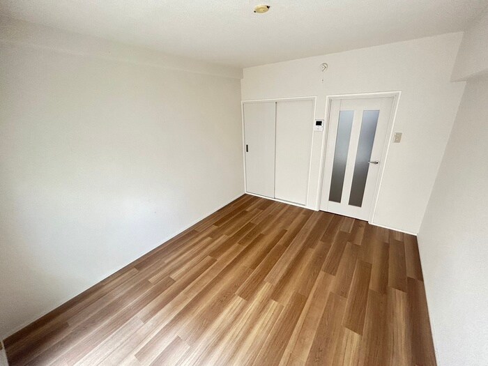 エレガンス箕面の物件内観写真