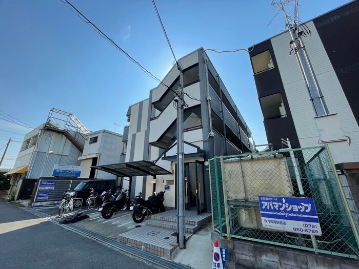 ガメラ1号館の物件外観写真