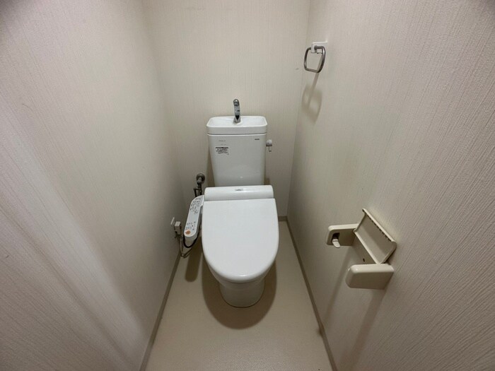 クレセント・コートの物件内観写真