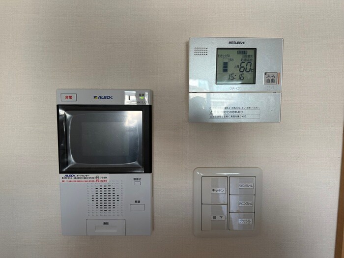 クレセント・コートの物件内観写真