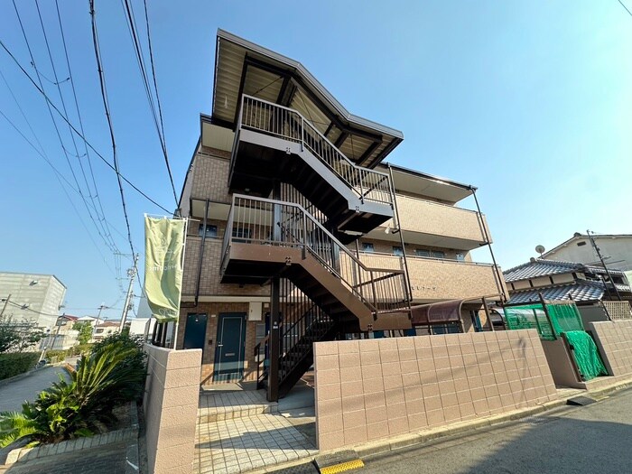 セレナータの物件外観写真