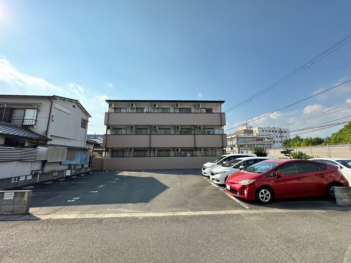 セレナータの物件外観写真