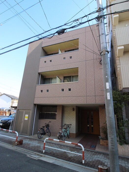 コ－ト八重桜の物件外観写真