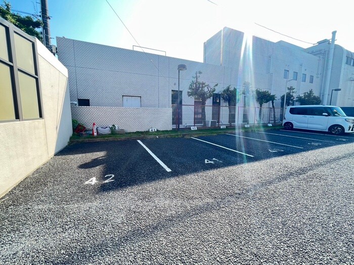 雅マンションの物件外観写真