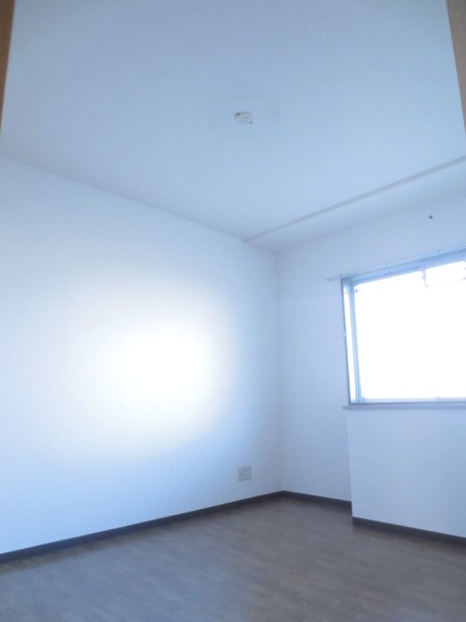 雅マンションの物件内観写真