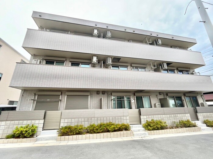 ハイツ　アゼリアの物件外観写真