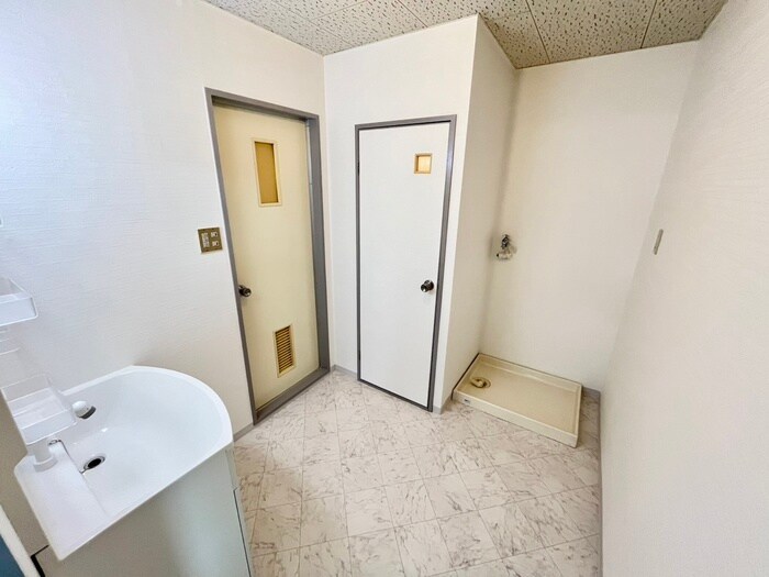 ｾﾄﾚ枚方の物件内観写真