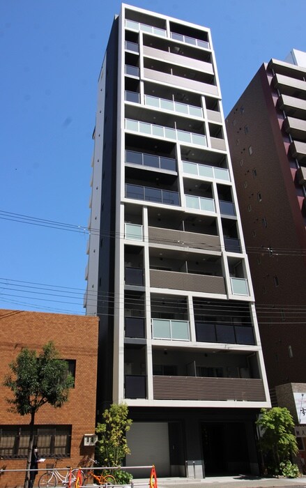 シーズンフラッツ靭本町の物件外観写真