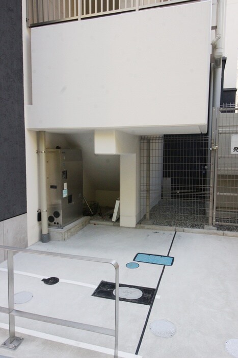 シーズンフラッツ靭本町の物件外観写真