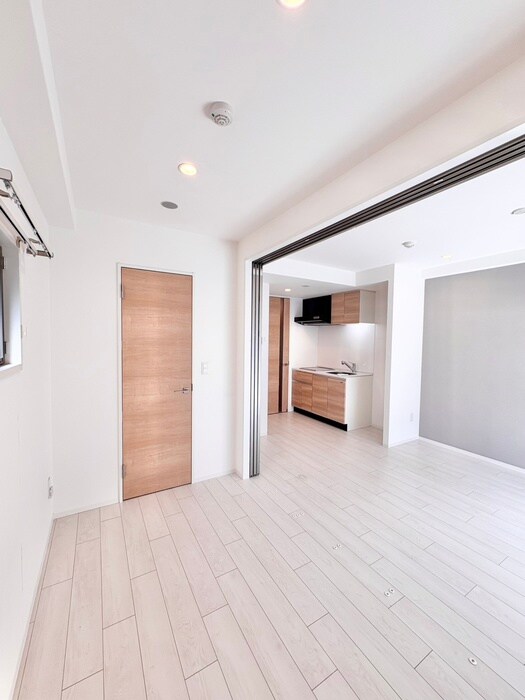 シーズンフラッツ靭本町の物件内観写真