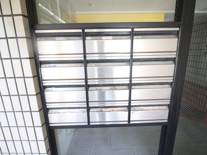 ルピナス下鴨の物件外観写真