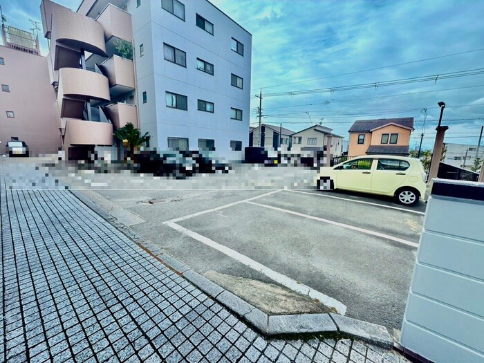 フリーディオ八幡の物件外観写真