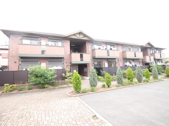 スプランデュ－ルＡ棟の物件外観写真