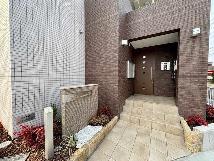 サンライズガーデン宝塚の物件外観写真