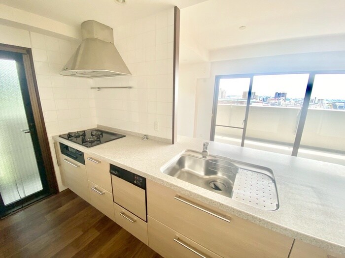 ネバ－ランド箕面潤緑館(404)の物件内観写真