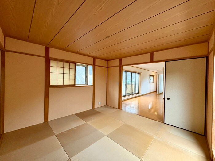 宝塚市光ヶ丘2丁目戸建ての物件内観写真