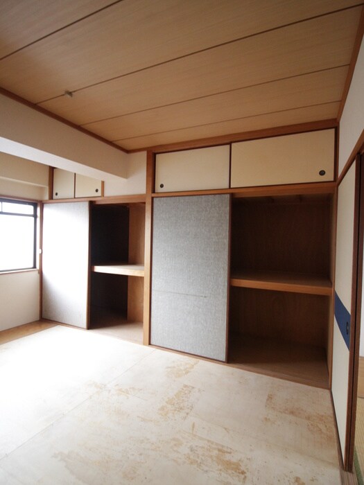 伸栄ハイツの物件内観写真