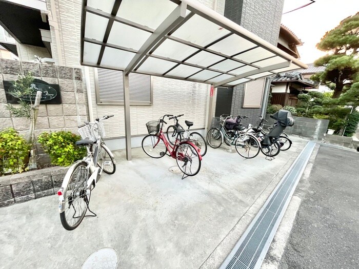 シャーメゾンFioreの物件外観写真