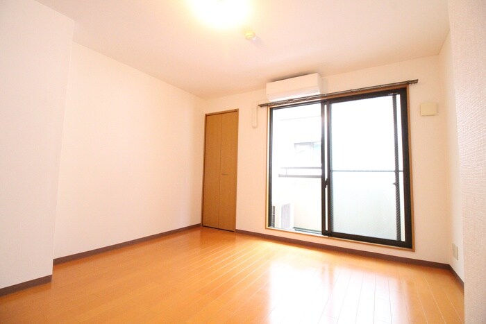 サントル花隈の物件内観写真