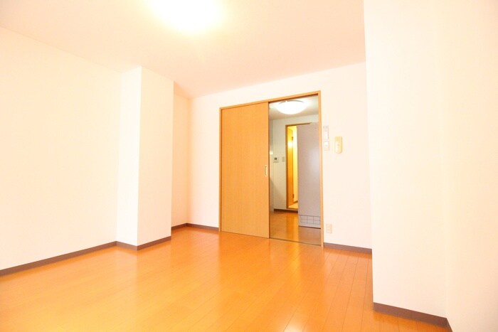 サントル花隈の物件内観写真